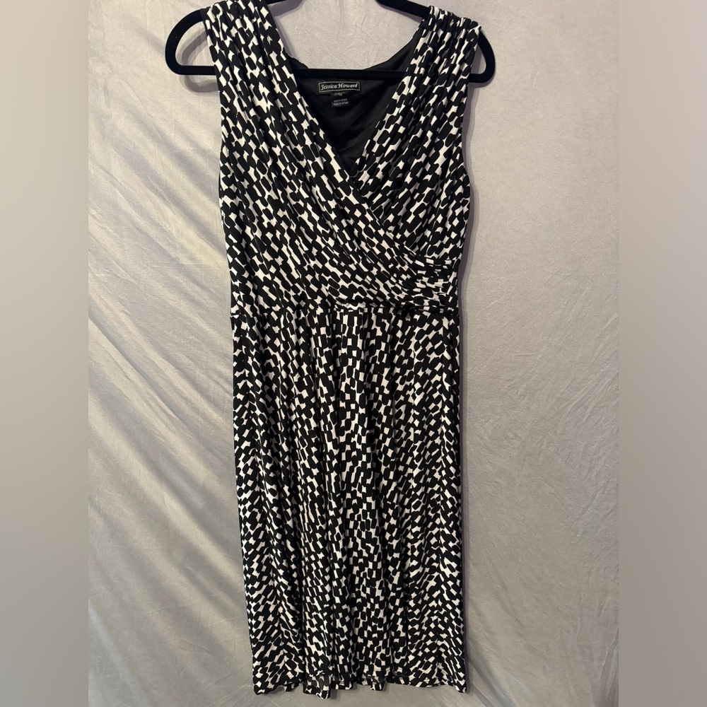 Jessica Howard business dress